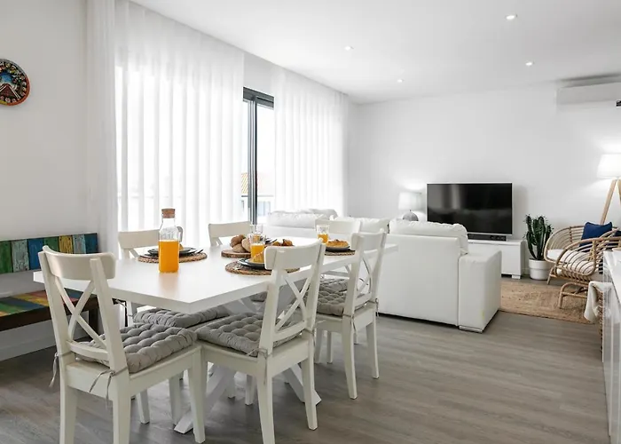 דירה & Supertubos House קונסולקאו