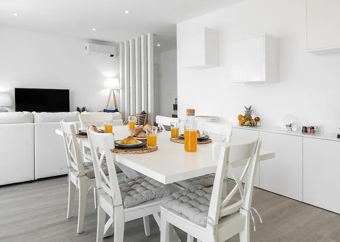 & Supertubos House * קונסולקאו